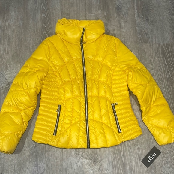 Guess yellow jacket size L New with tags - Picture 1 of 3
